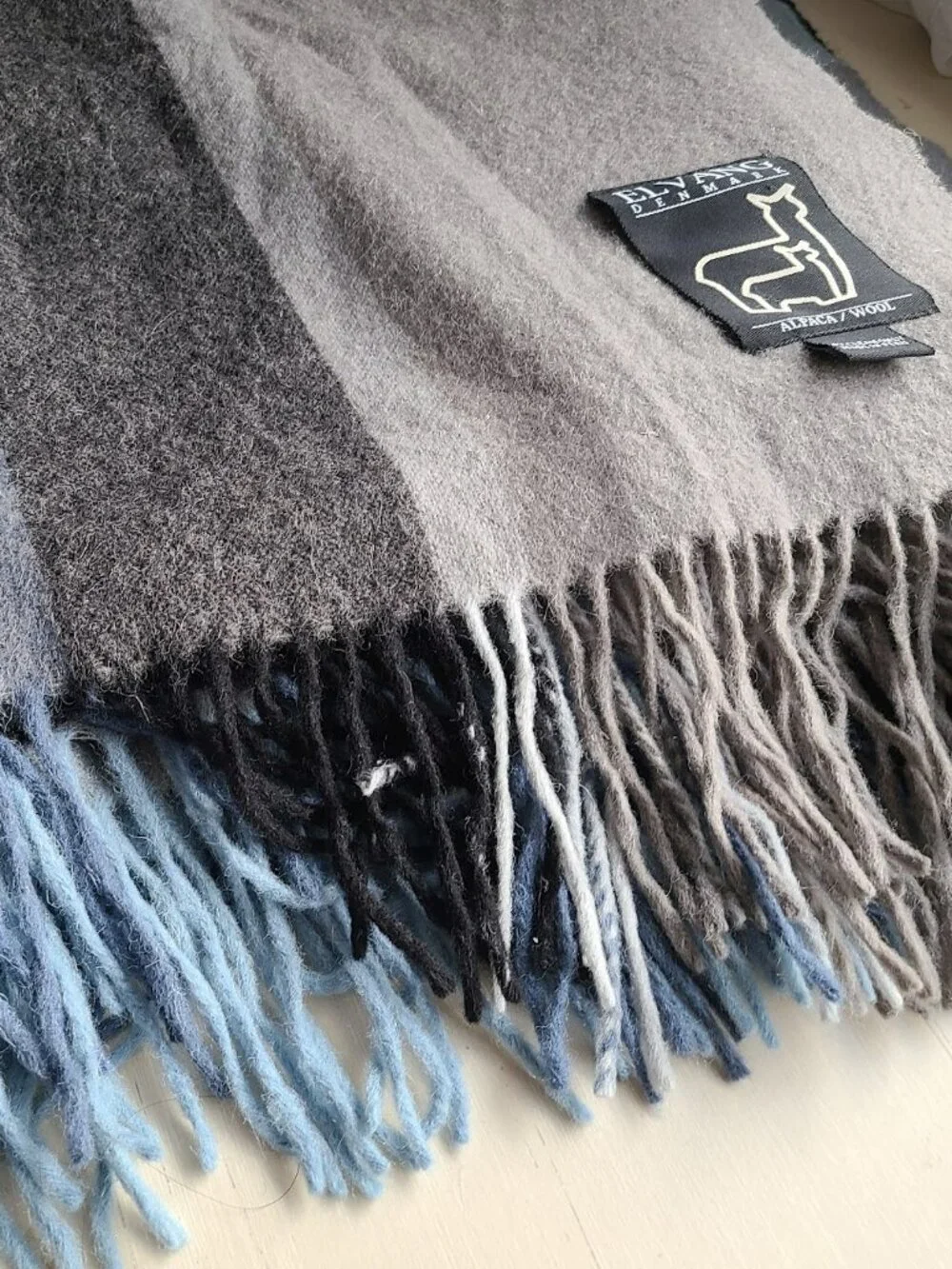 Elvang Denmark Alpaca Wool Throw Blanket Gray Blue Plaid 52x71 Made in Peru